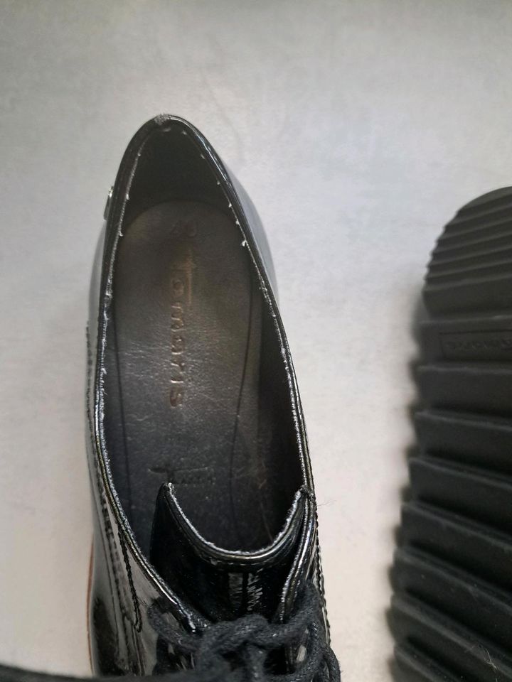 Tamaris Plateau Schuhe Lack Größe 40 NEU in Tuttlingen