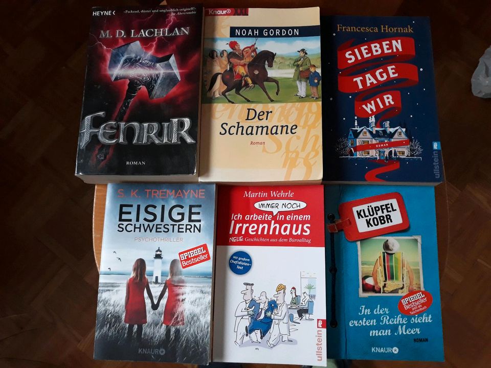 Bücher Bücherflohmarkt Sommer Lesen in Laichingen
