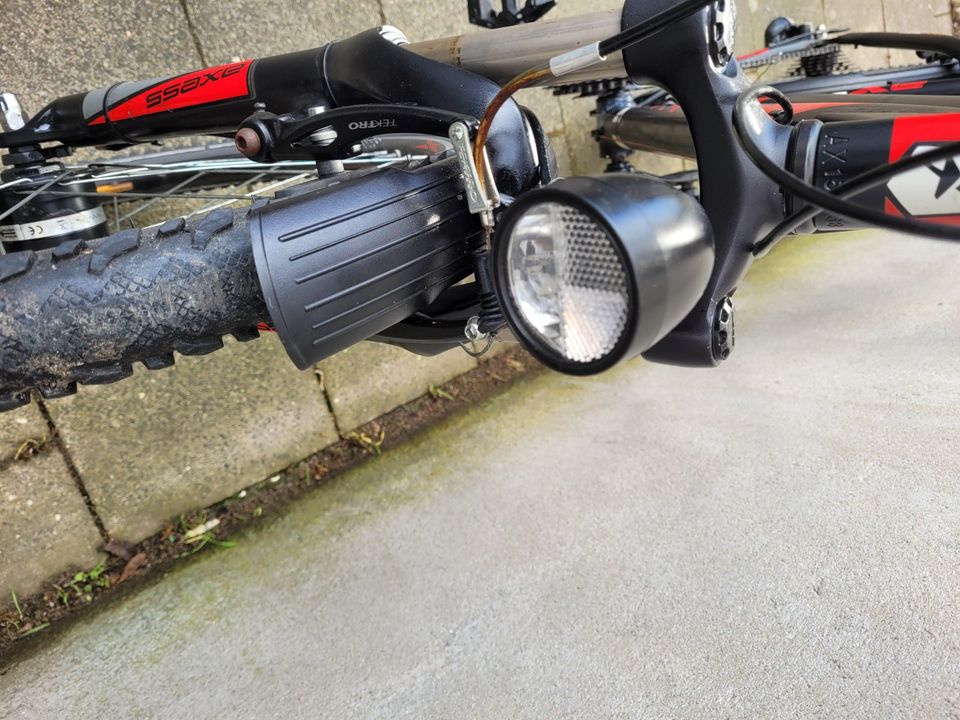 MTB EXESS Alu  schwarz RH46cm 21 gang Nabendynamo LED fahrbereit in Düsseldorf