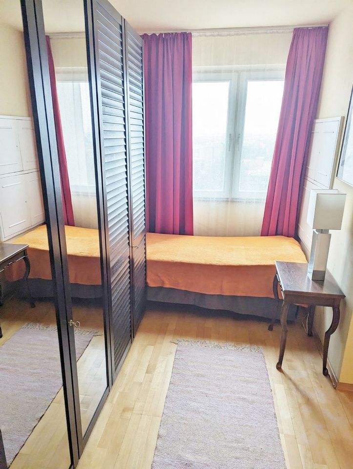 Möblierte Wohnung mit Balkon und Garage in Nürnberg (Mittelfr)