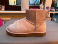 UGG Boots, neuwertig! Schleswig-Holstein - Lübeck Vorschau