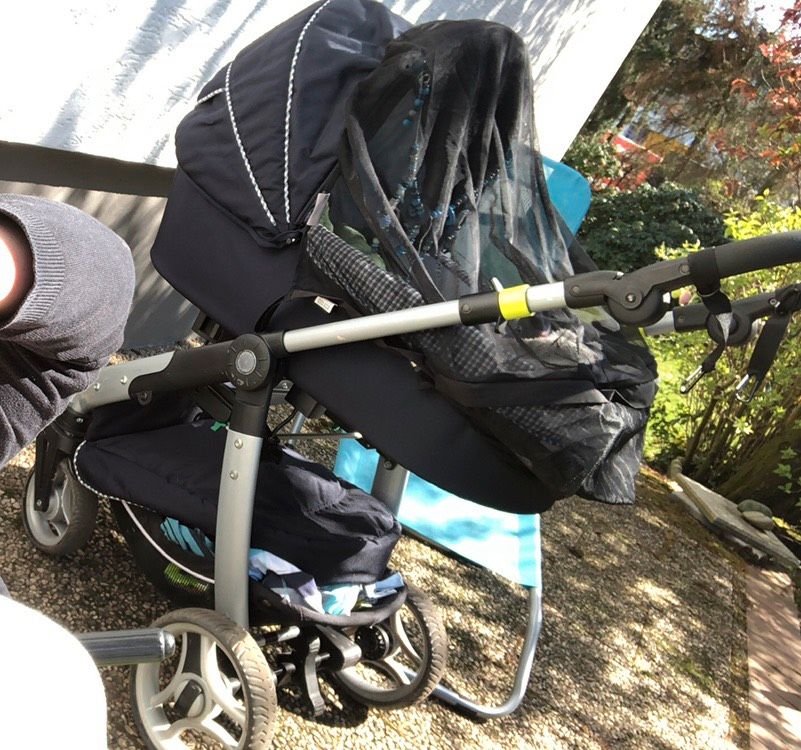 Kinderwagen Teutonia mit Wanne(blau) und Sportsitz (braun) in Osnabrück