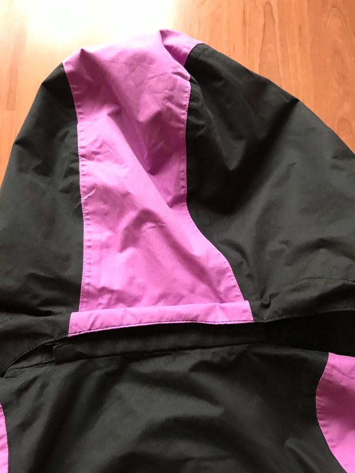 Campagnolo Funktionsjacke Mädchen lila/schwarz Gr. 164 in Maisach