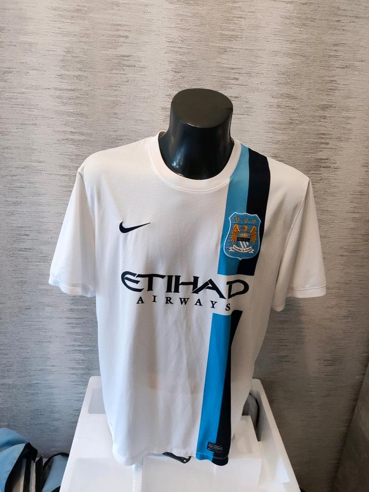 Agüero Manchester City Trikot in Lotte