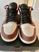 Air Jordan 1 Low SE Mocca chocolate/Crimson Bliss Gr.41 Nordrhein-Westfalen - Niederkassel Vorschau