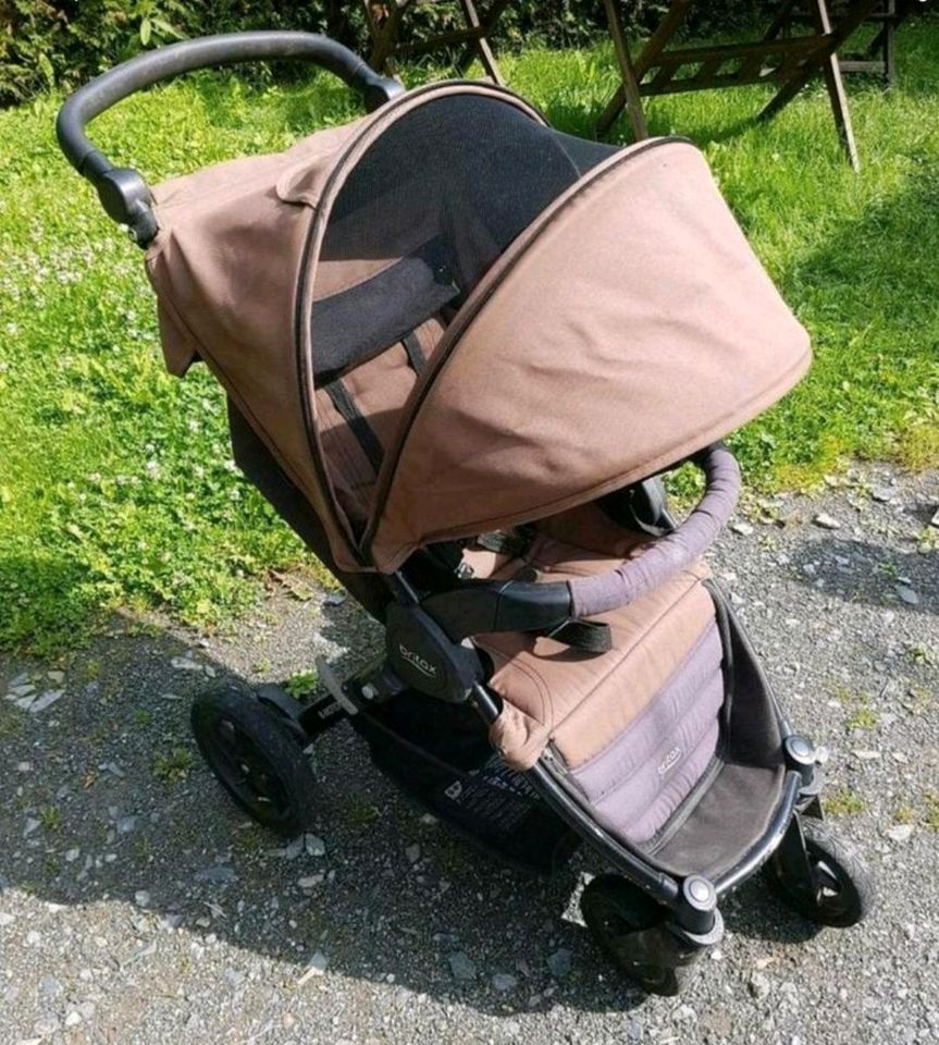 Kinderwagen, Kutsche, Buggy von Britax "B-Motion" in Zwoenitz