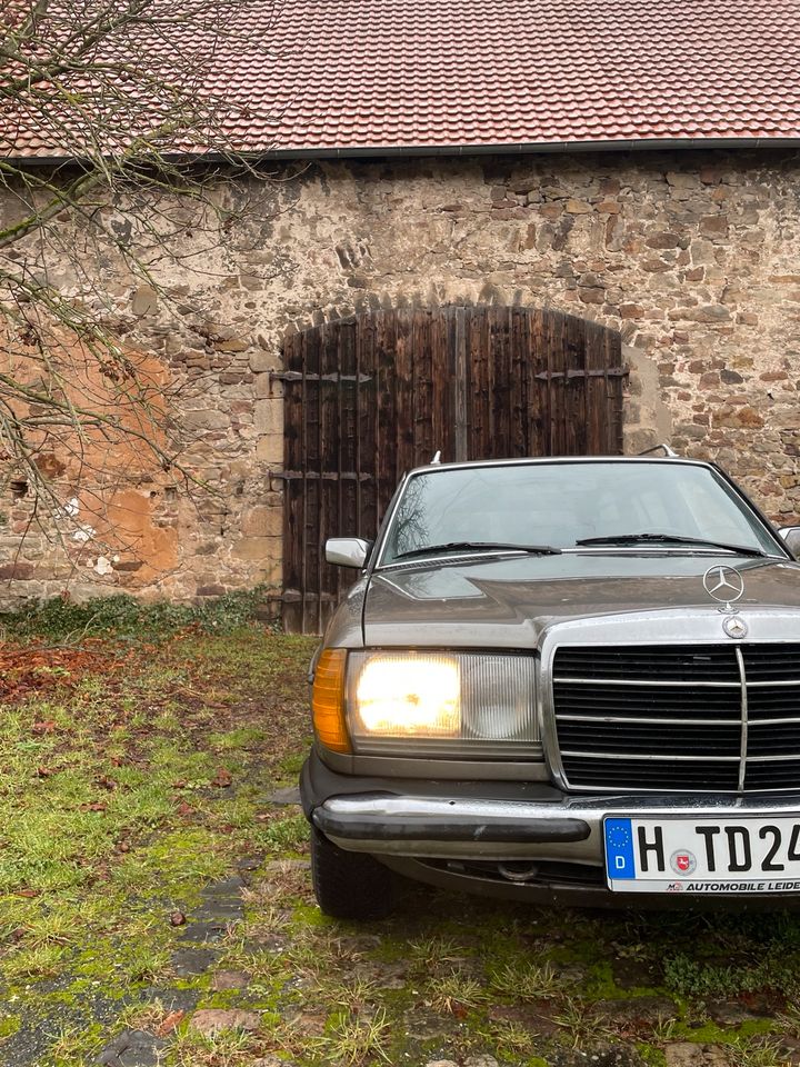 Mercedes W123 240TD Kombi Oldtimer H-Kennzeichen in Habichtswald