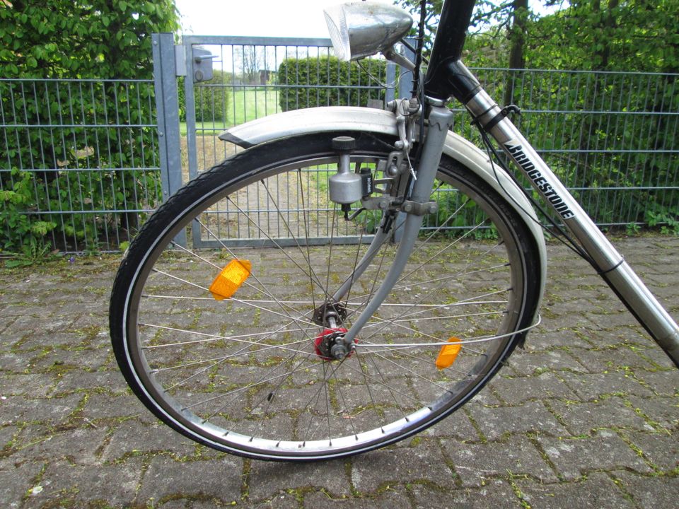 BRIDGESTONE SYNCHRO MEMORY Cityrad Edelstahl RH:60cm in Timmendorfer Strand 