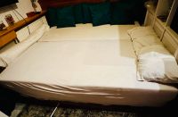 Bett Gästebett Schlafzimmer Matratze Couch Bettkasten 2 Stück zu Niedersachsen - Hagen im Bremischen Vorschau
