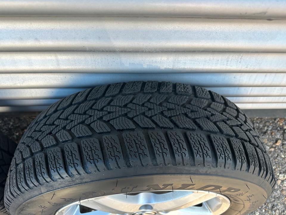 4x originale Vw Golf 7 5G0 195/65R15 91T Winterradsatz ET43 in Sindelfingen