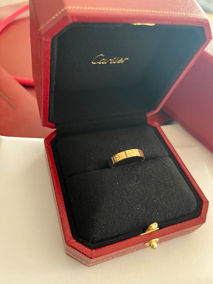 Cartier LOVE ring Gr 50 aus 750er Gelbgold in Bad Homburg