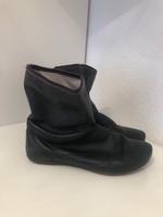 Lacoste Stiefeletten schwarz   37,5 Berlin - Pankow Vorschau