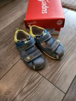 Superfit Schuhe Gr. 23 Sandalen Frankfurt am Main - Bergen-Enkheim Vorschau