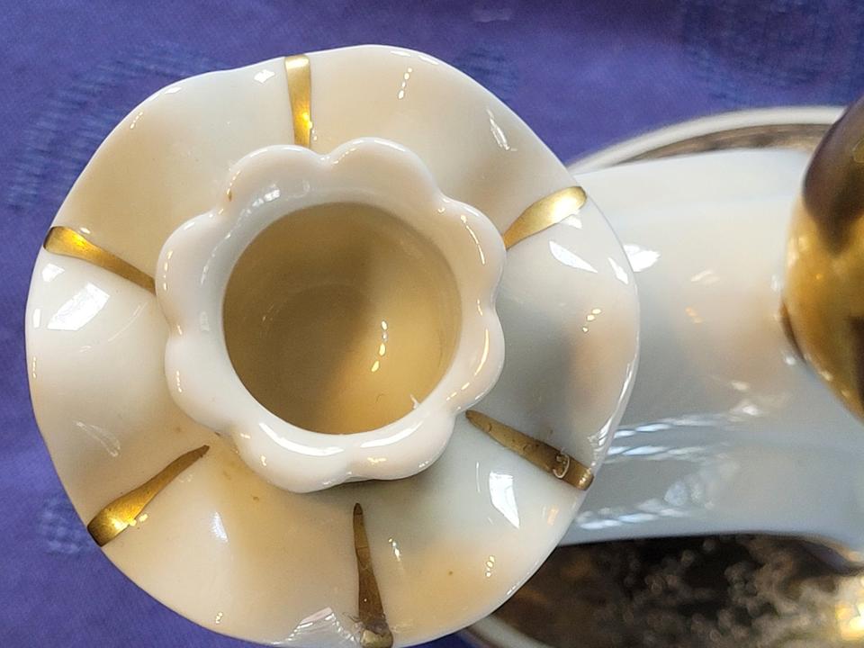 Al-Ka Kunst Porzellan Kerzenleuchter + kleine Vase Goldauflage in Holzdorf