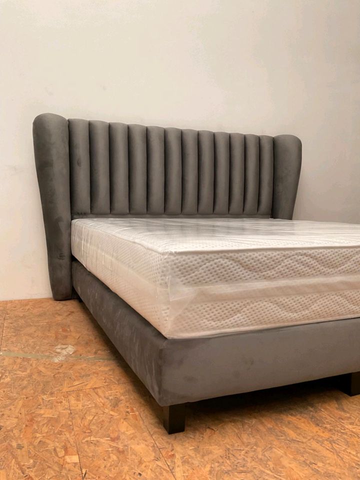 Luxus Boxspringbett,180x200,sofort lieferbar,Neuware, Matratze in Detmold