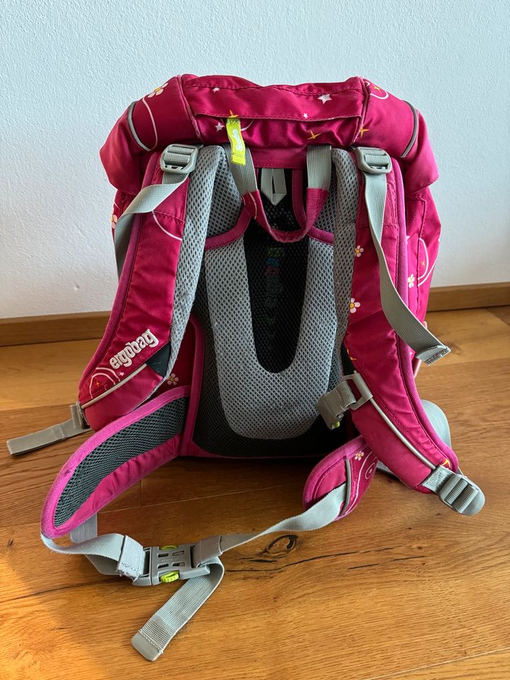 Ergobag Schulranzen Rucksack Tornister inkl. Sportrucksack, pink in Pfaffenhofen a.d. Ilm