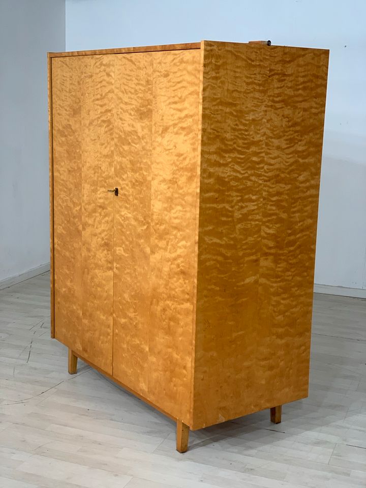 MID CENTURY KLEIDERSCHRANK WÄSCHESCHRANK SCHRANK WARDROBE VINTAGE in Berlin