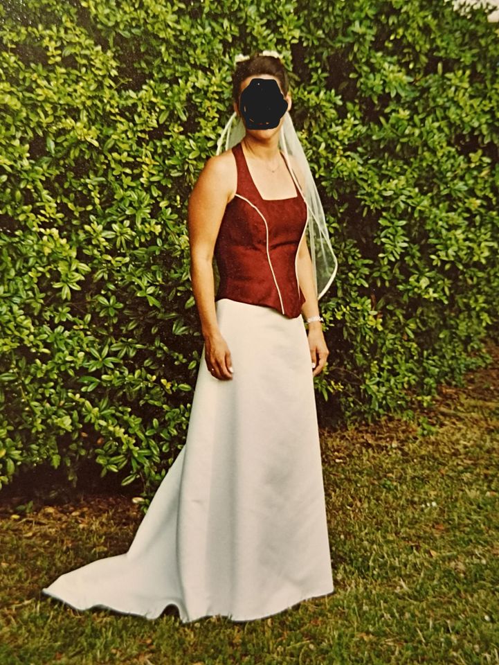 Brautkleid Hochzeitskleid Gr. 40, Zweiteiler, Neckholder rot-weiß in Köln