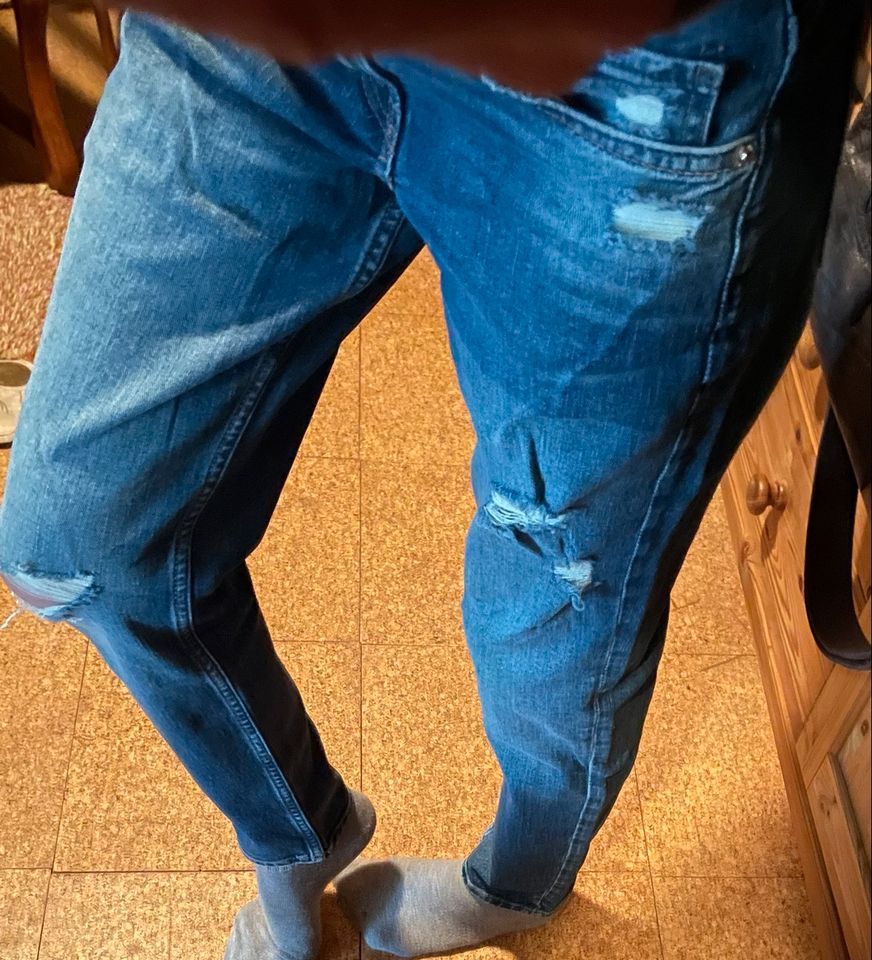 H&M boyfriend jeans in Engelskirchen