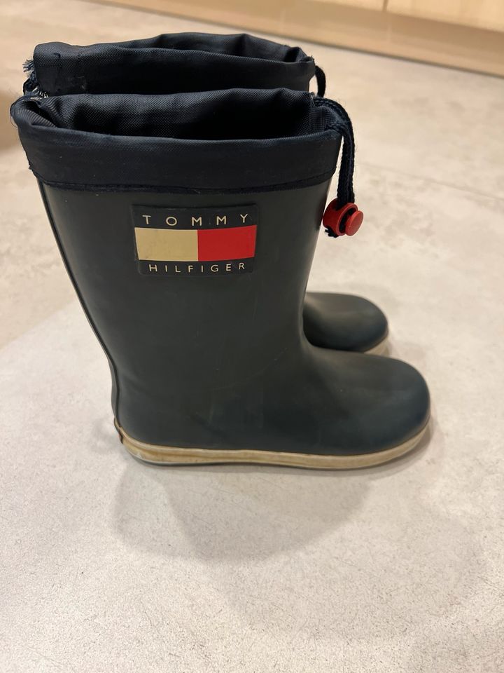 Tommy Hilfiger Gummistiefel Stiefel Größe 32 in Worms