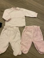 5 Teile Babykleidung Strampler Größe 50 rosa weiß Nordrhein-Westfalen - Nörvenich Vorschau