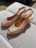 PHILLIP HARDY Sandalen Schuhe Keilabsatz 37 Gold NP 99€ Nordrhein-Westfalen - Emsdetten Vorschau