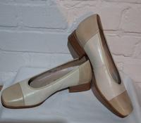 Schuhe Marke HASSIA Damen Gr. 3 1/2 Brandenburg - Königs Wusterhausen Vorschau