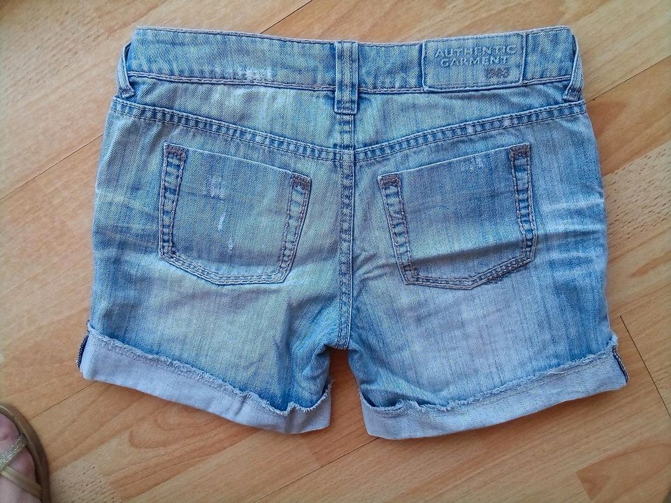 Jeans Shorts Größe 26 von Cecil in Marne
