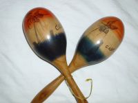 2 Maracas aus Cuba, Musikinstrument, Gefäßrasseln Niedersachsen - Moringen Vorschau