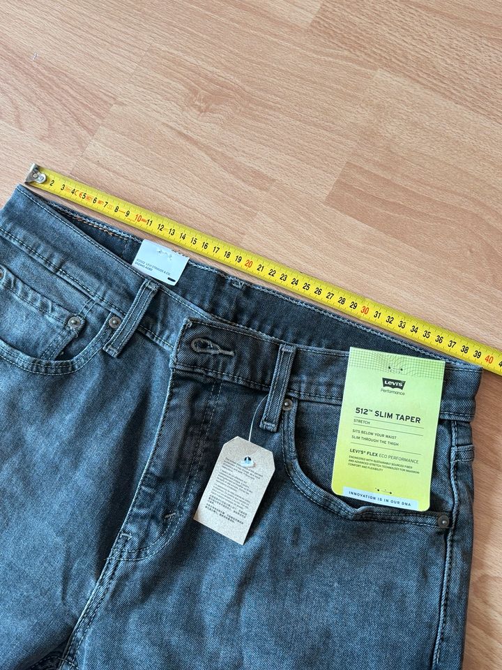 Levi’s 512 32X29 Levi’s Herren Jeans Neu mit Etikett in Berlin