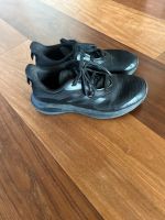 Adidas Runfalcon Laufschuhe 38 2/3 schwarz Schule Sport Freizeit Schleswig-Holstein - Bargteheide Vorschau