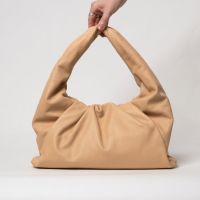 Bottega Veneta The Shoulder Pouch Tasche beige Frankfurt am Main - Altstadt Vorschau