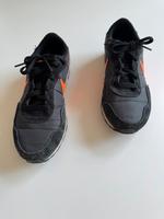Sneaker Nike MD Valiant Gr. 37,5 Rheinland-Pfalz - Mainz Vorschau