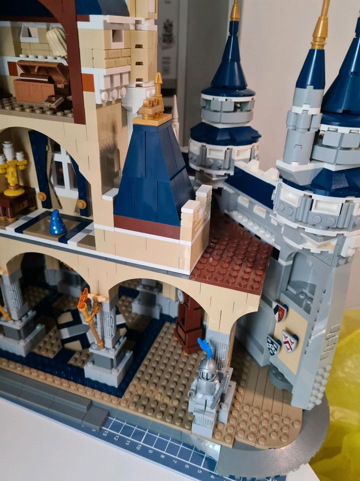 LEGO Disney Schloss 71040 EOL in Oschersleben (Bode)