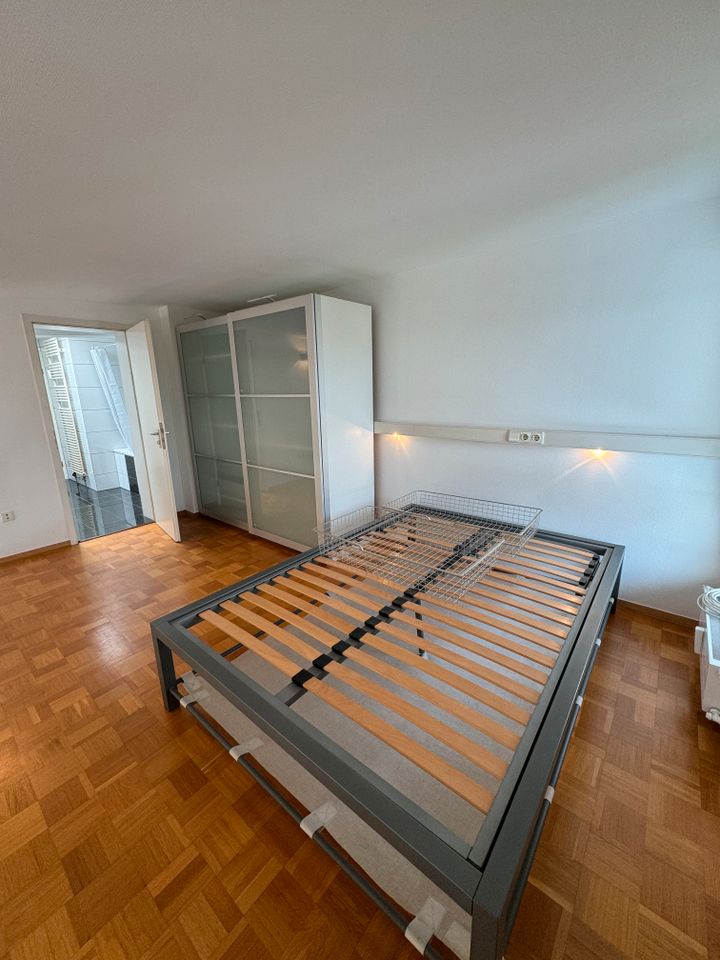 Traumhafte Lichtdurchflutete Penthouse-Wohnung direkt am Neckar in Stuttgart