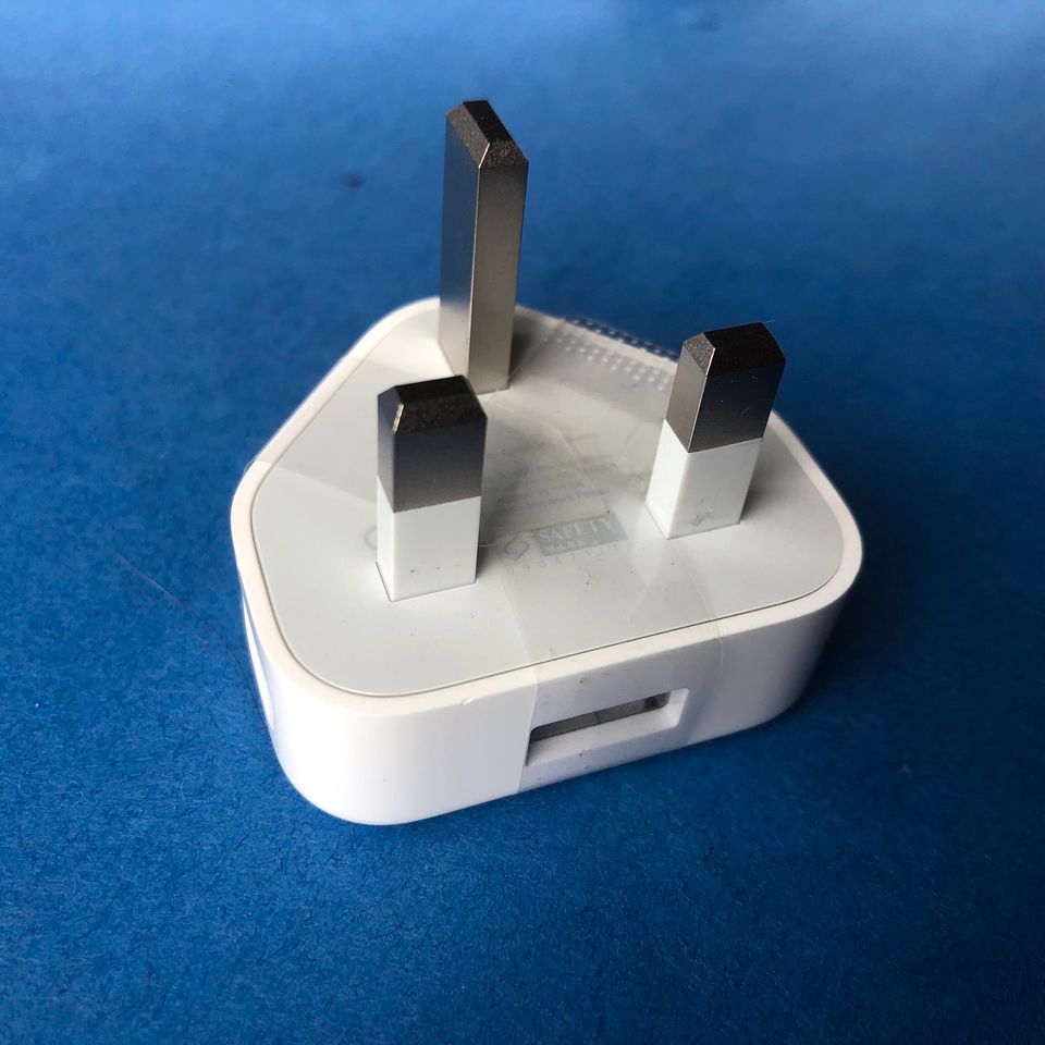 Apple iPhone 4 - Leere Box + USB + Tips in Pulheim