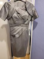 Damenmode ein Kleid der Marke Magic Nights in Größe 38 Woltmershausen - Rablinghausen Vorschau
