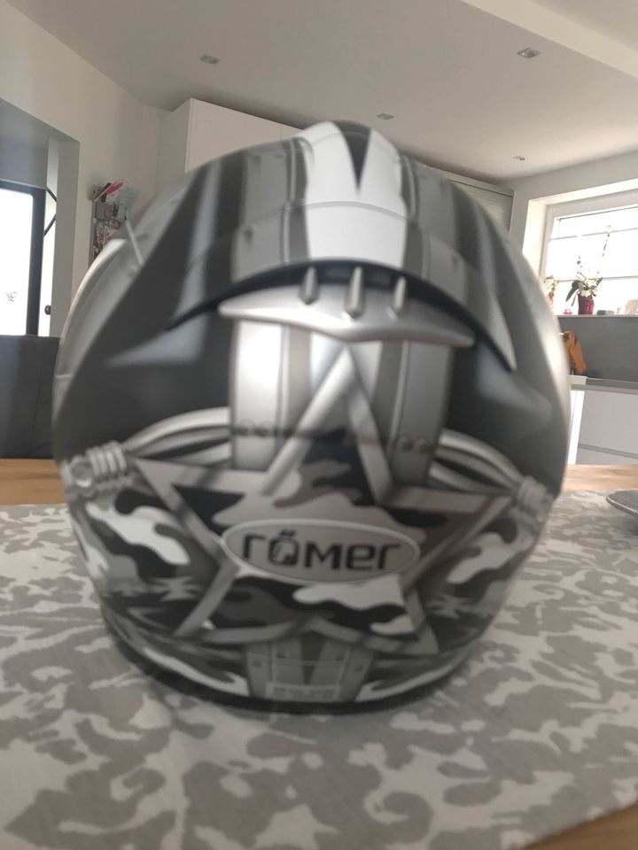 Römer Motorradhelm *wie neu in Herdorf