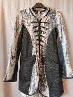 Flauschige Strickjacke Gr. 40 von Tredy (166) Niedersachsen - Neuenkirchen Vorschau