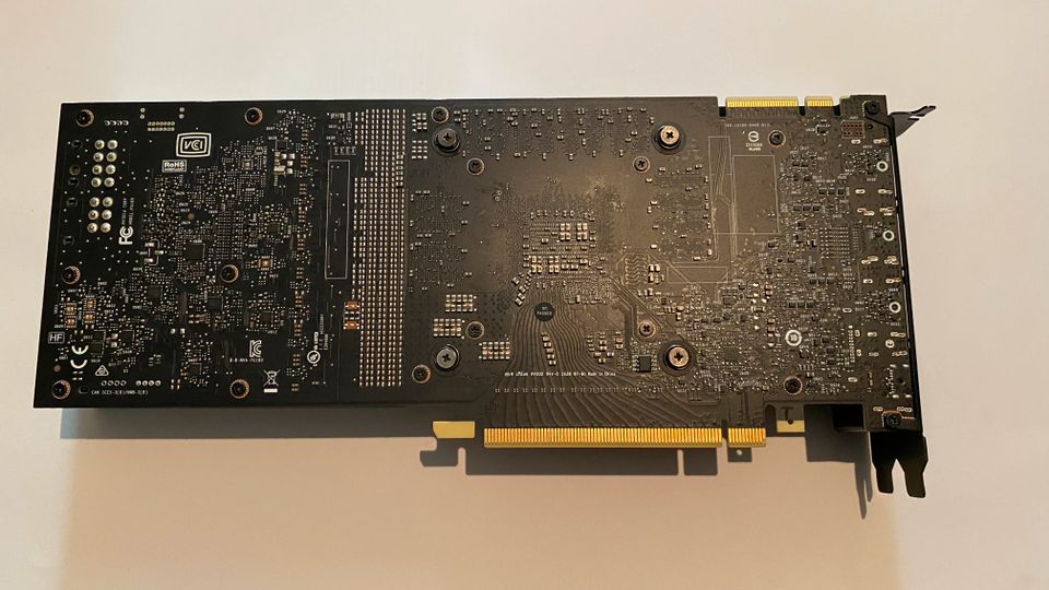 PNY NVIDIA Quadro RTX 5000 16GB GDDR6 Grafikkarte (VCQRTX5000-PB) in Essen