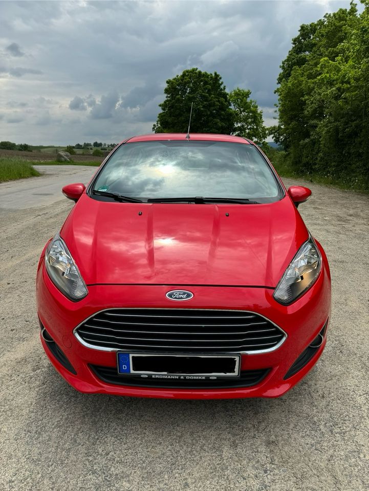 Ford Fiesta 1,0 48KW S/S SYNC Edition Klima/Tüv/1.Hand* in Detmold
