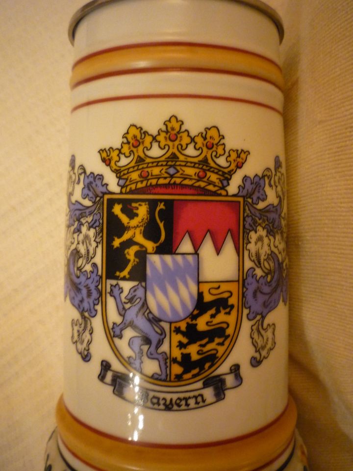 Bierkrug mit Zinndeckel, reiche Ornamentik in Immenstadt