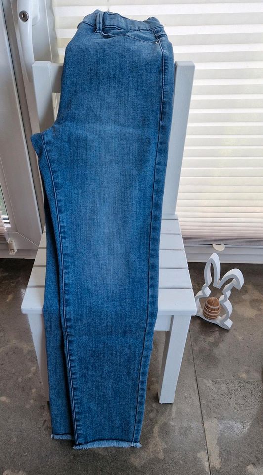 s.Oliver Jeans ☆ Slim ☆ Gr. 170 ☆ ungetragen ☆ Mädchen in Salzhemmendorf