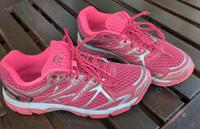 Crivit Pro Turnschuhe 39 Leipzig - Probstheida Vorschau