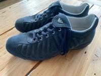 Armani Schuhe Sneaker Halbschuhe dunkelblau Wildleder Gr. 44 Sachsen-Anhalt - Burg Vorschau