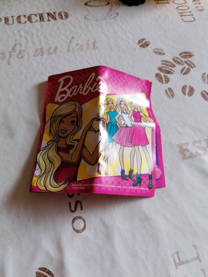 Überraschungsei Ferrero " Barbie" in Felm