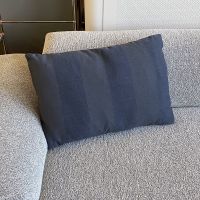 Vitra – Suita Kissen – 60 x 40 cm – dunkelgrau gestreift Nordrhein-Westfalen - Havixbeck Vorschau