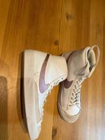 " Nike"-Mädchen Boots 37,5 Rheinland-Pfalz - Landau-Arzheim Vorschau
