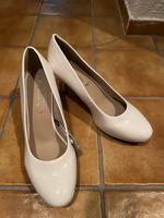 Pumps weiß Gr. 41 *NEU* Bayern - Haimhausen Vorschau