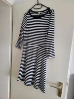 Esprit Kleid Gr.L, schwarz weiß gestreift, Sommer Niedersachsen - Cuxhaven Vorschau